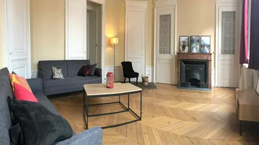Rooms in Lyon - photo 10
