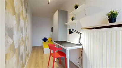Room for rent in Warsaw