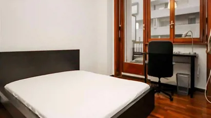 Room for rent in Milano Zona 6 - Barona, Lorenteggio, Milan