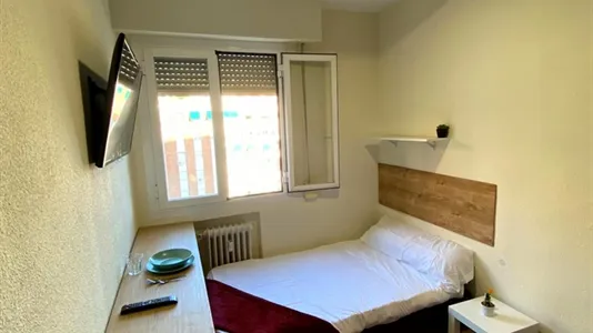 Rooms in Madrid Chamartín - photo 3