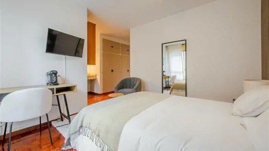 Rooms in Madrid Ciudad Lineal - photo 3