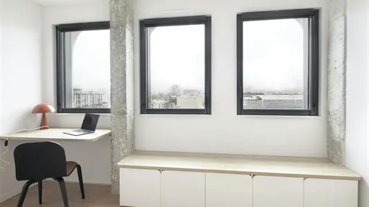 Rooms in Paris 15ème arrondissement - photo 4