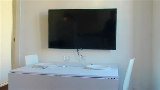 Apartments in Valencia Ciutat Vella - photo 7