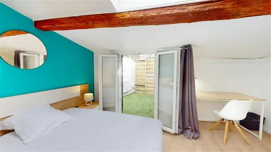 Rooms in Clermont-Ferrand - photo 2