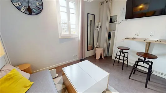 Apartments in Rennes - photo 6