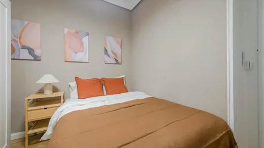 Rooms in Madrid Moncloa-Aravaca - photo 2