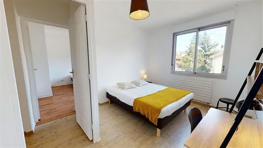 Rooms in Lyon - photo 3
