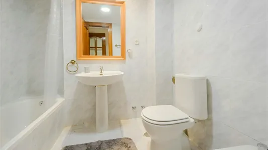 Rooms in Madrid Fuencarral-El Pardo - photo 7