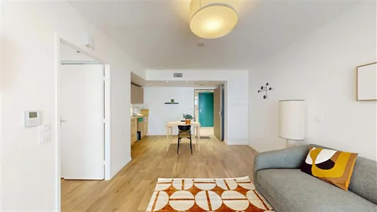 Rooms in Nanterre - photo 1