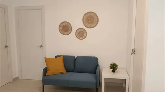 Rooms in Tarragona - photo 5