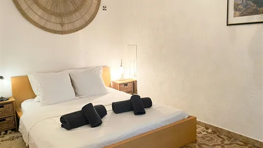 Houses in Béziers - photo 8