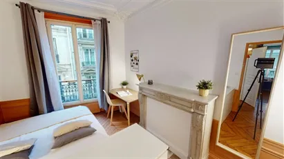 Room for rent in Paris 8ème arrondissement, Paris