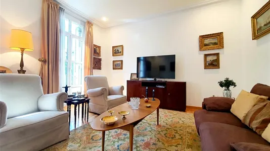 Apartments in Barcelona Eixample - photo 4