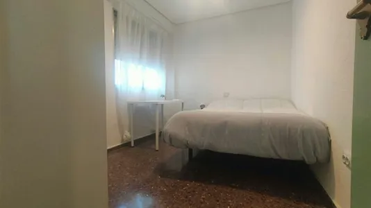 Rooms in Tavernes Blanques - photo 4