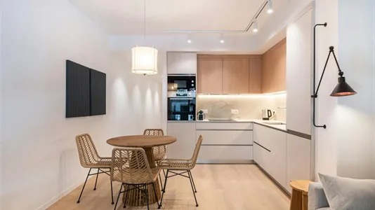 Apartments in Barcelona Eixample - photo 4