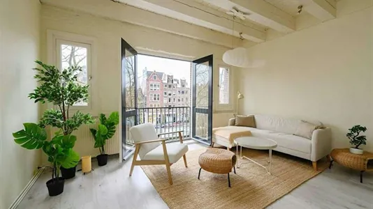 Apartments in Amsterdam Centrum - photo 2