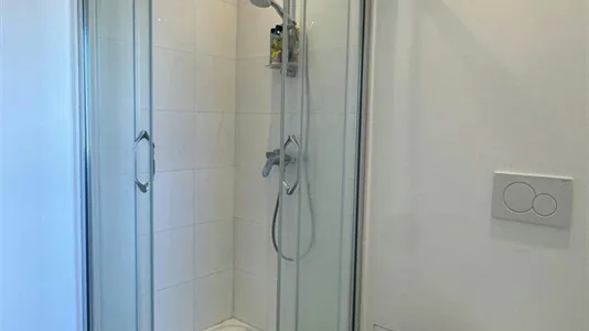Rooms in Brussels Sint-Jans-Molenbeek - photo 5
