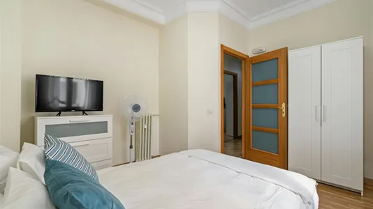 Rooms in Madrid Salamanca - photo 3