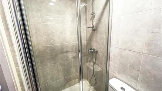 Rooms in Madrid Moncloa-Aravaca - photo 7