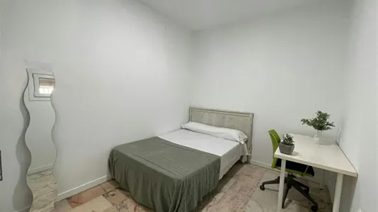 Rooms in Bami - photo 4