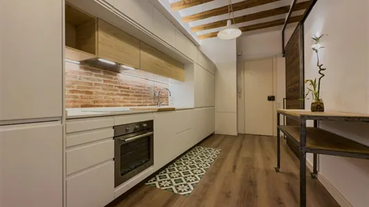 Apartments in Barcelona Ciutat Vella - photo 6