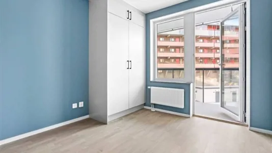 Apartments in Solna - photo 2