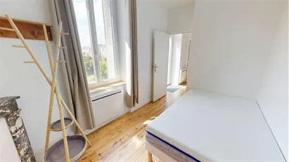 Room for rent in Clermont-Ferrand, Auvergne-Rhône-Alpes