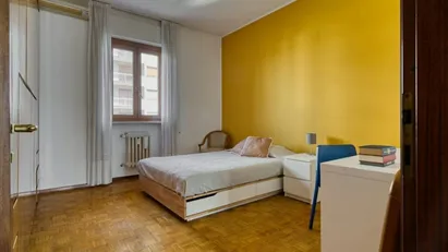 Room for rent in Milano Zona 5 - Vigentino, Chiaravalle, Gratosoglio, Milan