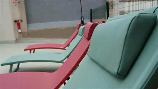 Rooms in Barcelona Ciutat Vella - photo 9