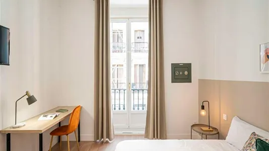 Rooms in Madrid Centro - photo 4