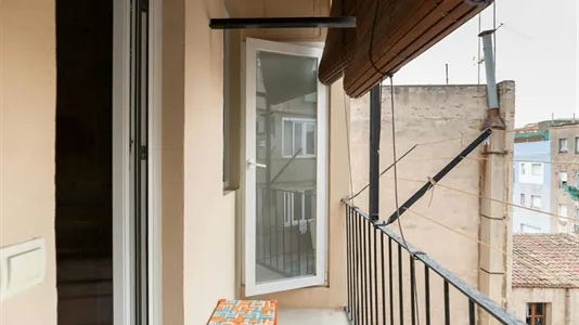 Apartments in Barcelona Ciutat Vella - photo 2
