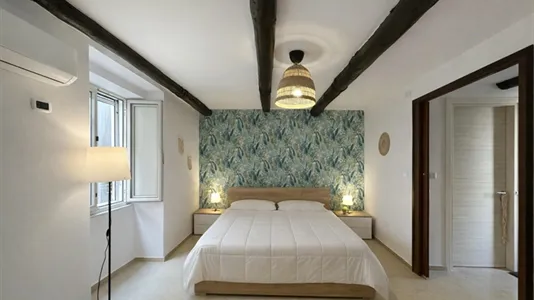 Apartments in Napoli Municipalità 4 - photo 1