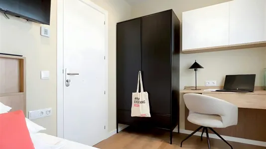 Rooms in Madrid Chamberí - photo 4