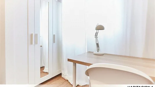 Rooms in Bami - photo 2