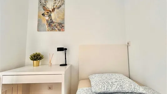 Rooms in Madrid Puente de Vallecas - photo 5