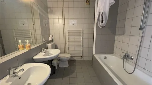 Rooms in Besnica - photo 7