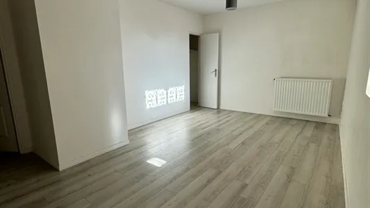 Houses in Angoulême - photo 4