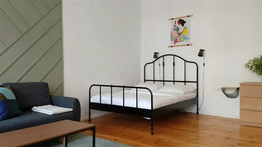 Apartments in Berlin Neukölln - photo 4