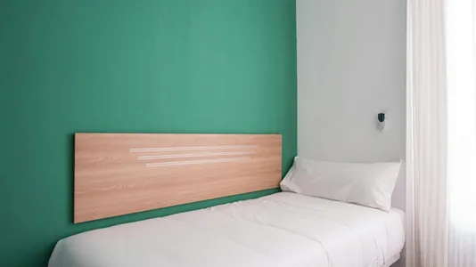 Rooms in Madrid Centro - photo 3