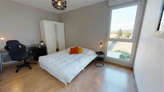 Rooms in Lyon - photo 4