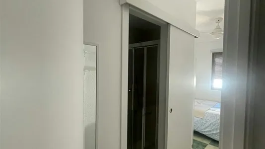 Rooms in Alaquàs - photo 3