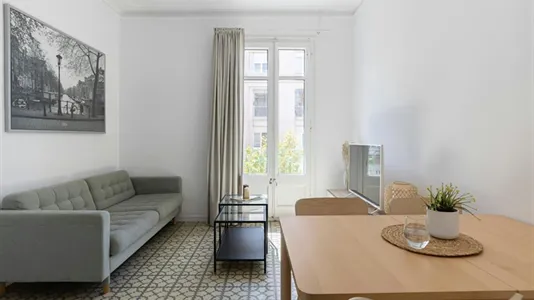 Rooms in Barcelona Eixample - photo 5
