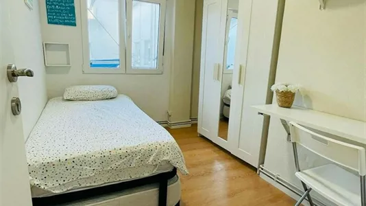 Rooms in Santander - photo 1
