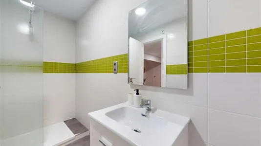 Rooms in Valencia L'Eixample - photo 10