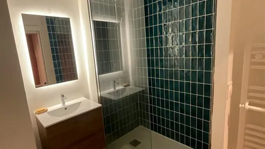 Apartments in Lyon - photo 8