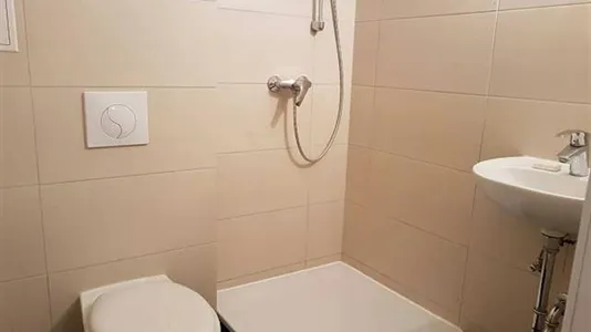 Rooms in Berlin Mitte - photo 8