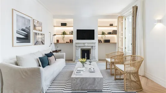 Apartments in Madrid Centro - photo 2