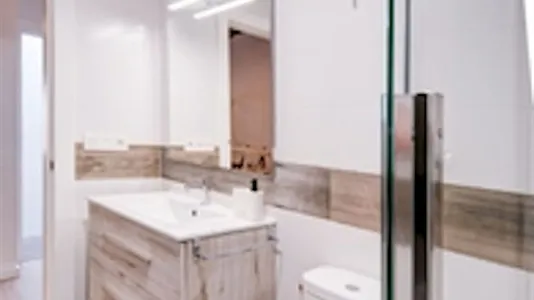 Rooms in Zaragoza - photo 10