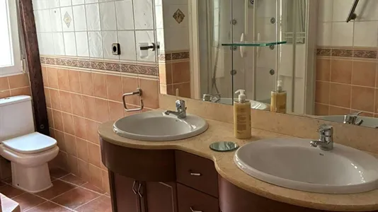 Rooms in Bilbao - photo 7