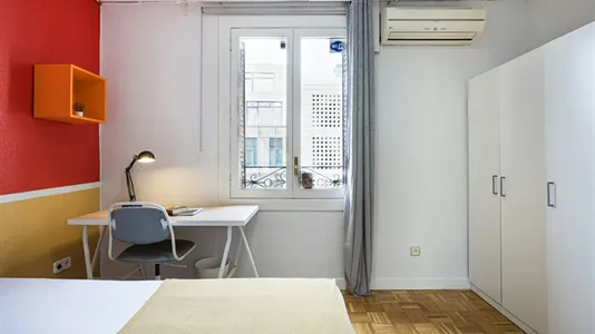 Rooms in Madrid Chamberí - photo 5